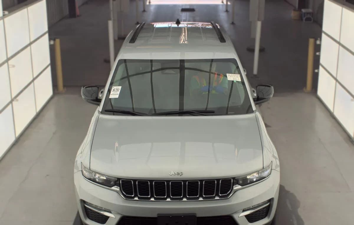 2022 JEEP GRAND CHEROKEE Limited 3