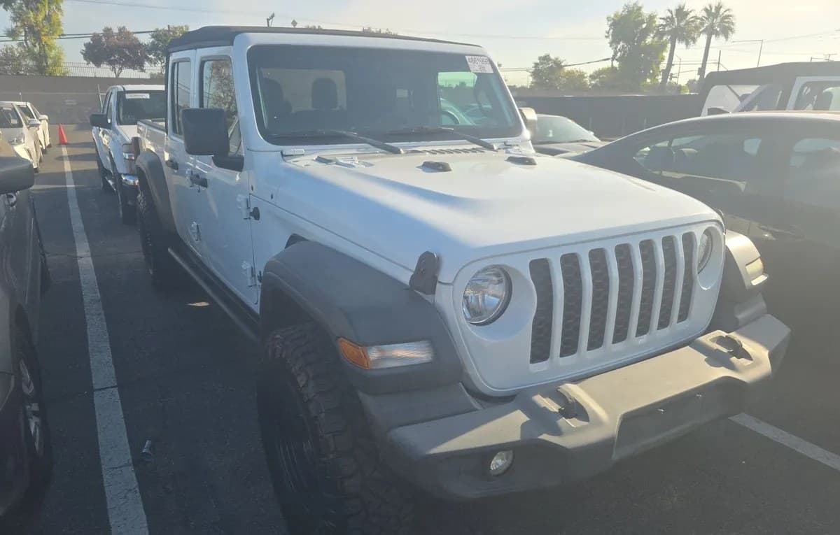 2020 JEEP GLADIATOR S EDITION CREW CAB MEDIUM BED 4