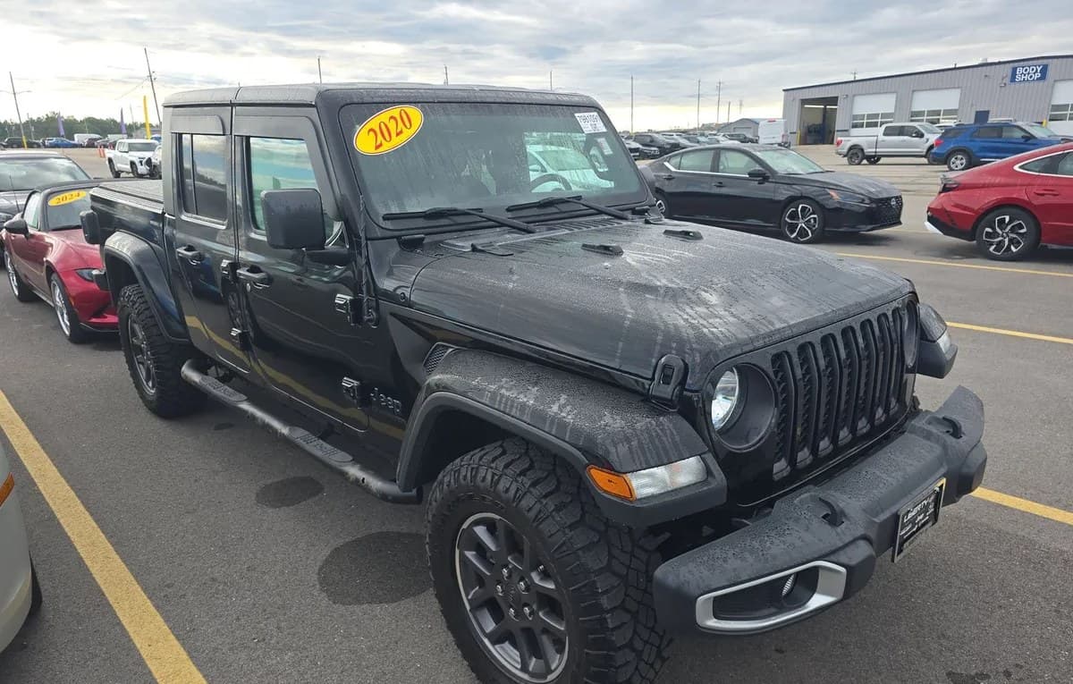 2020 JEEP GLADIATOR ALTITUDE CREW CAB MEDIUM BED 4