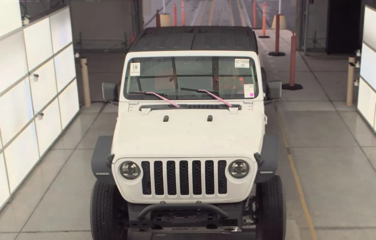 2020 JEEP GLADIATOR S EDITION CREW CAB MEDIUM BED 3