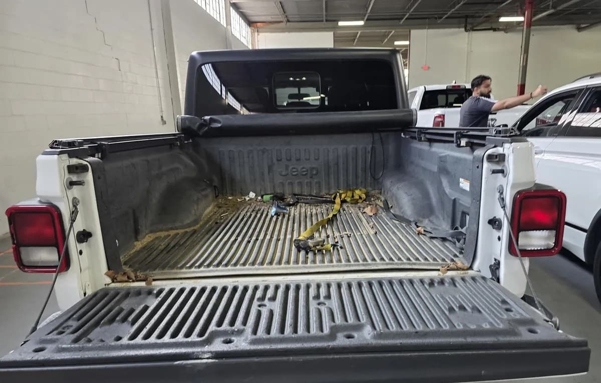 2021 JEEP GLADIATOR SPORT S EDITION CREW CAB MEDIUM BED 5