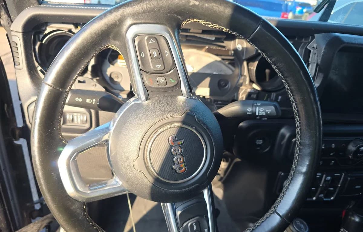 2020 JEEP GLADIATOR OVERLAND CREW CAB MEDIUM BED 7