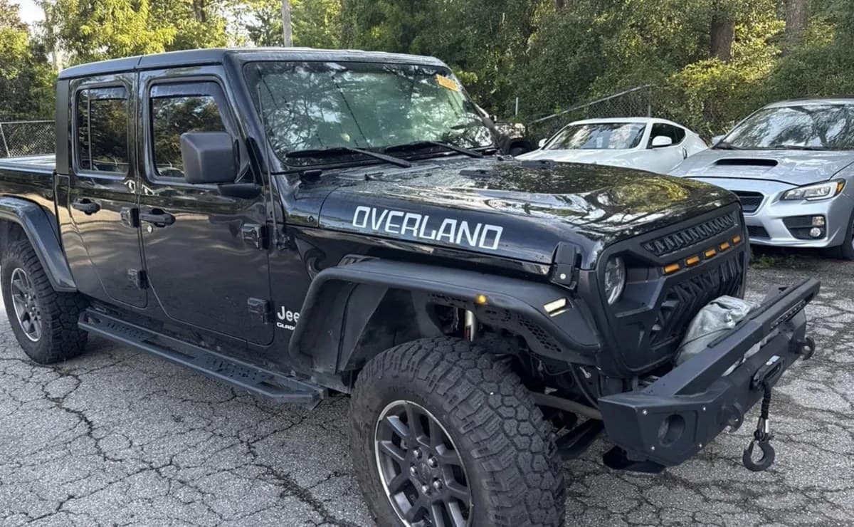 2021 JEEP GLADIATOR OVERLAND CREW CAB MEDIUM BED 4
