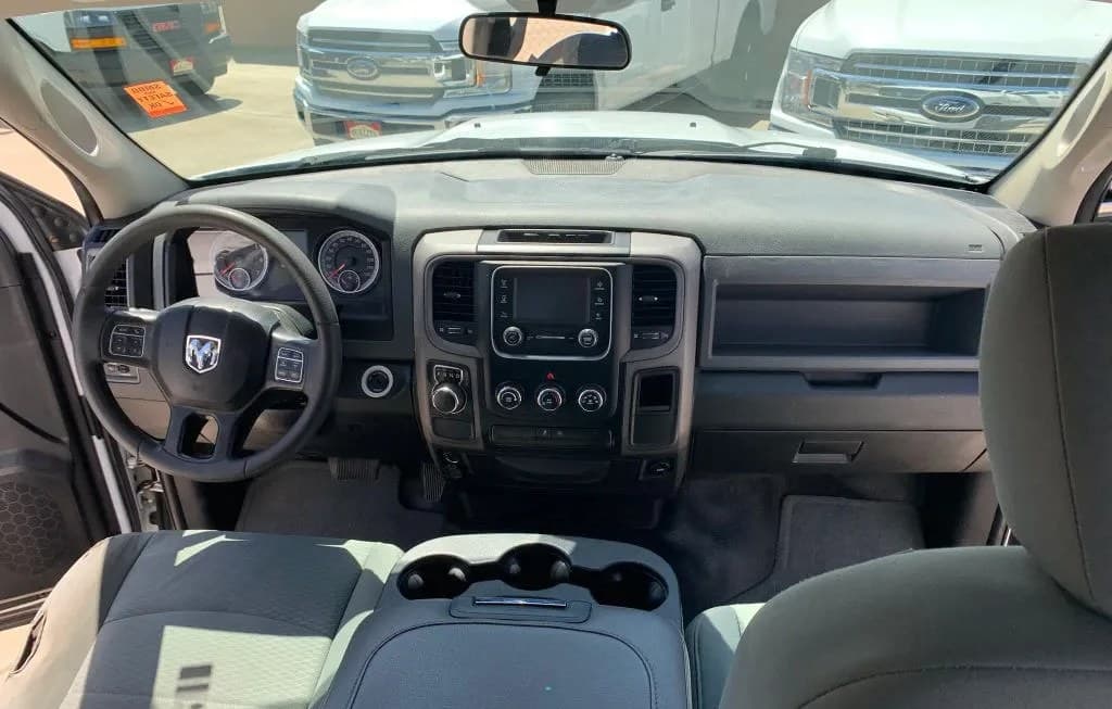 2018 RAM 1500 TRADESMAN EXTENDED CAB MEDIUM BED 4