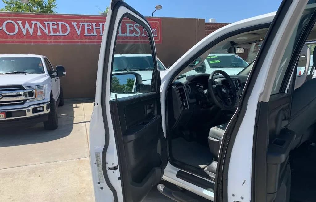 2018 RAM 1500 TRADESMAN EXTENDED CAB MEDIUM BED 6