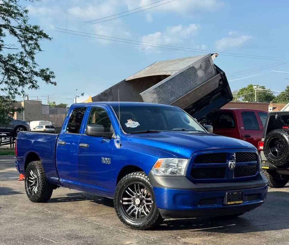 2017 RAM 1500 TRADESMAN EXTENDED CAB MEDIUM BED 6