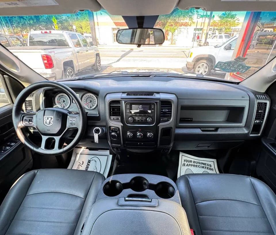 2017 RAM 1500 TRADESMAN EXTENDED CAB MEDIUM BED 7