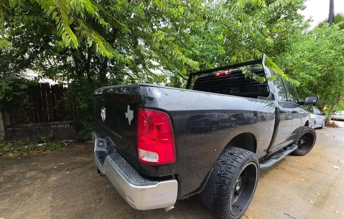 2019 RAM 1500 CLASSIC TRADESMAN EXTENDED CAB MEDIUM BED 4