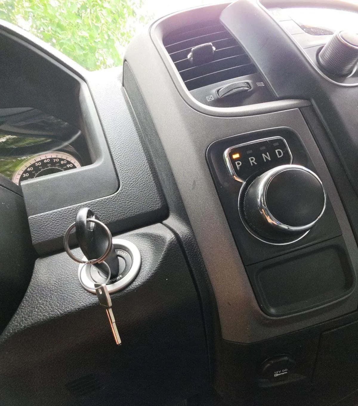 2019 RAM 1500 CLASSIC TRADESMAN EXTENDED CAB MEDIUM BED 5