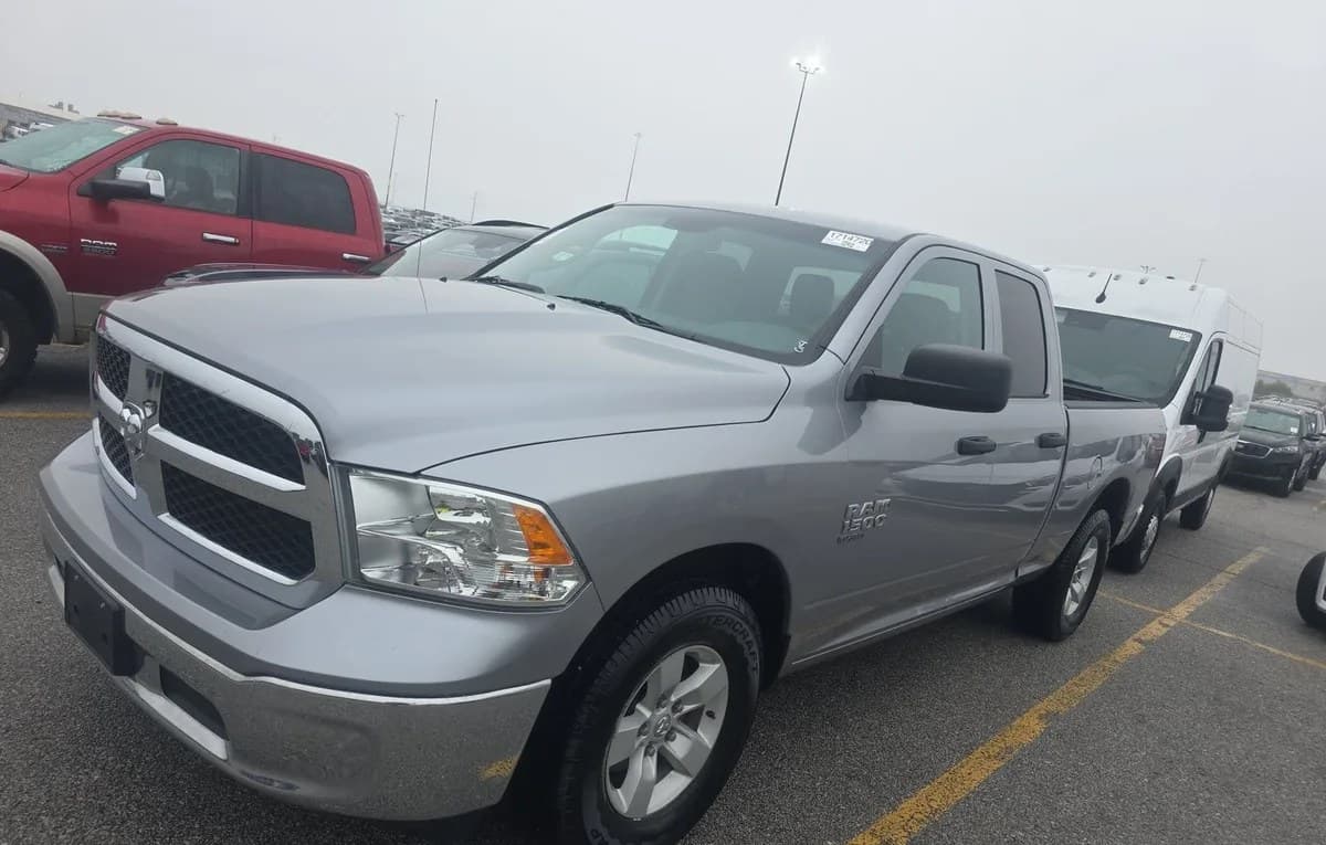 2020 RAM 1500 CLASSIC TRADESMAN EXTENDED CAB MEDIUM BED 2