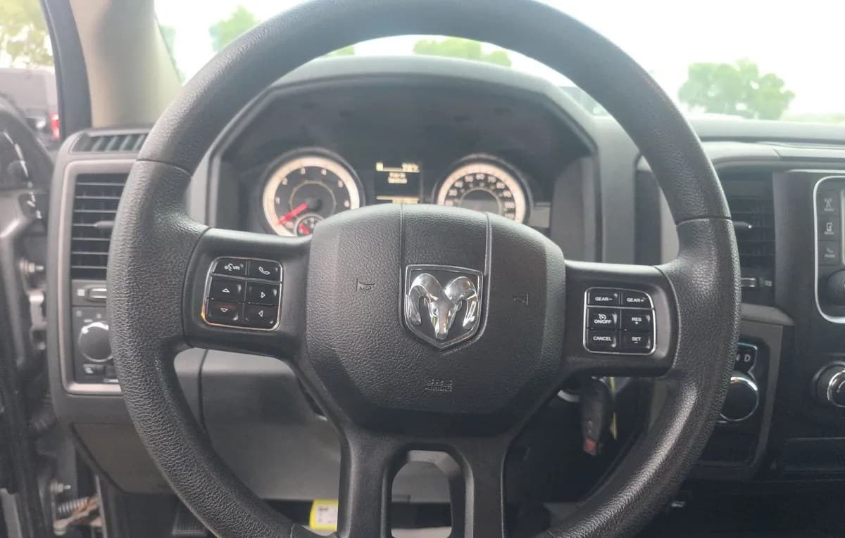 2020 RAM 1500 CLASSIC TRADESMAN EXTENDED CAB MEDIUM BED 7