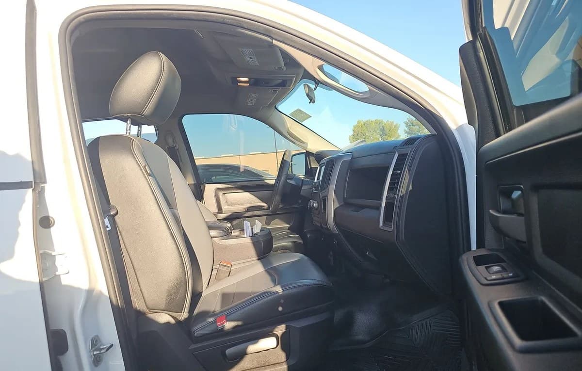 2022 RAM 1500 CLASSIC TRADESMAN EXTENDED CAB MEDIUM BED 5