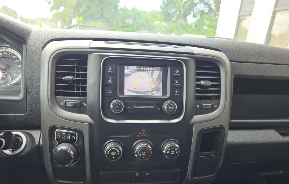 2021 RAM 1500 CLASSIC TRADESMAN EXTENDED CAB MEDIUM BED 7