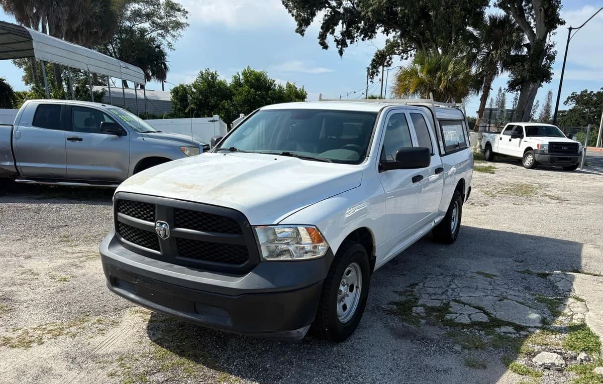 2017 RAM 1500 TRADESMAN EXTENDED CAB MEDIUM BED 2