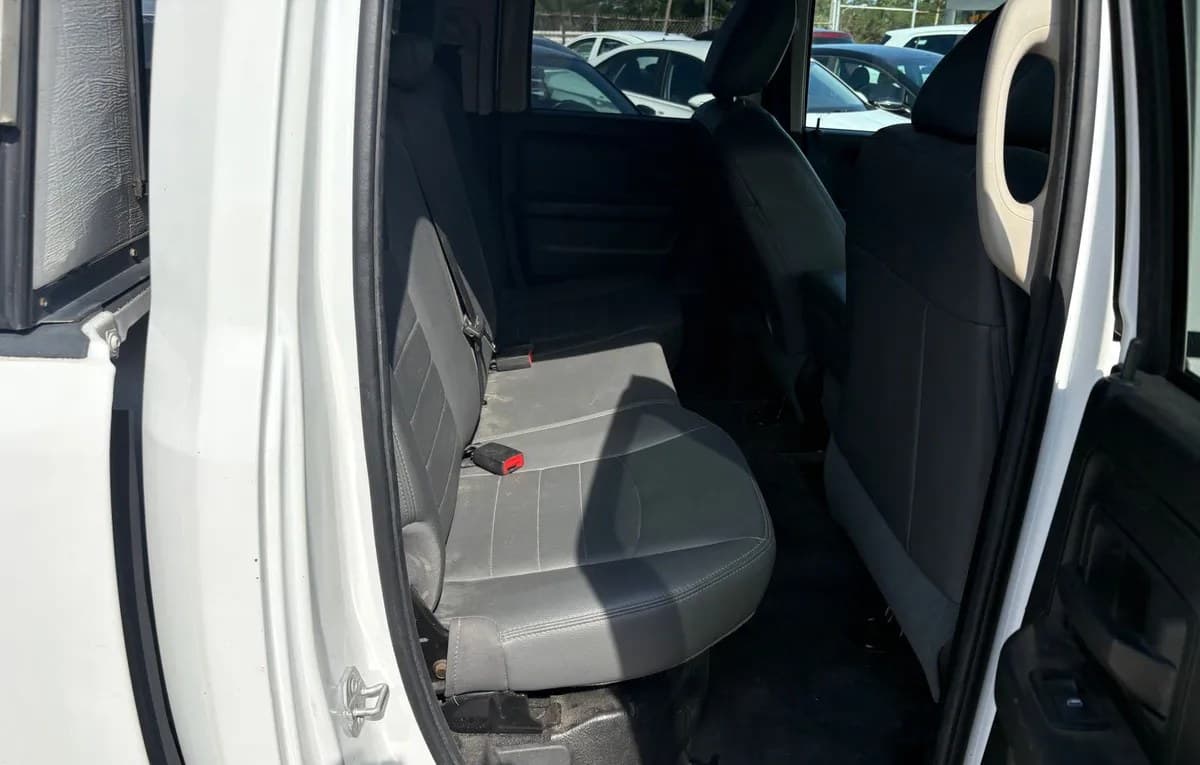 2017 RAM 1500 TRADESMAN EXTENDED CAB MEDIUM BED 6