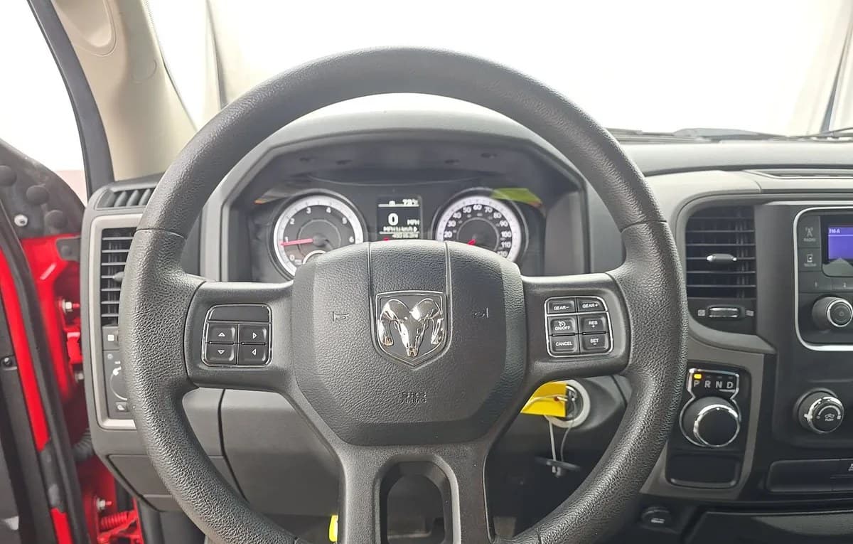 2019 RAM 1500 CLASSIC ST EXTENDED CAB MEDIUM BED 7
