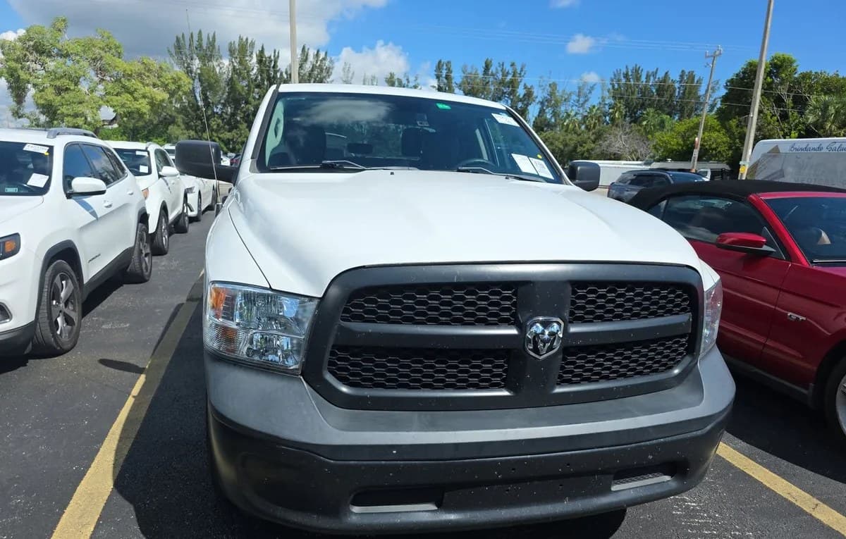 2022 RAM 1500 CLASSIC TRADESMAN EXTENDED CAB MEDIUM BED 3
