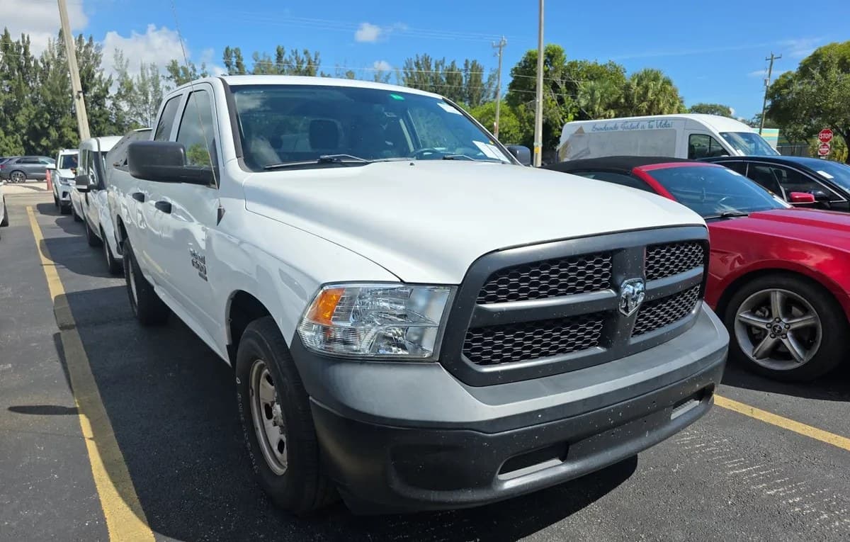 2022 RAM 1500 CLASSIC TRADESMAN EXTENDED CAB MEDIUM BED 4