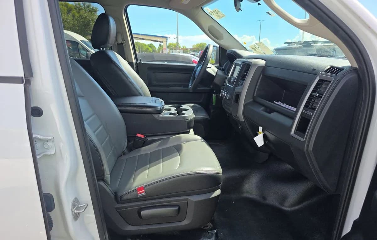 2022 RAM 1500 CLASSIC TRADESMAN EXTENDED CAB MEDIUM BED 5