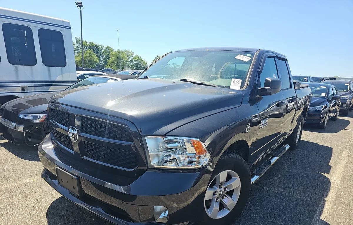 2018 RAM 1500 EXPRESS EXTENDED CAB MEDIUM BED 2