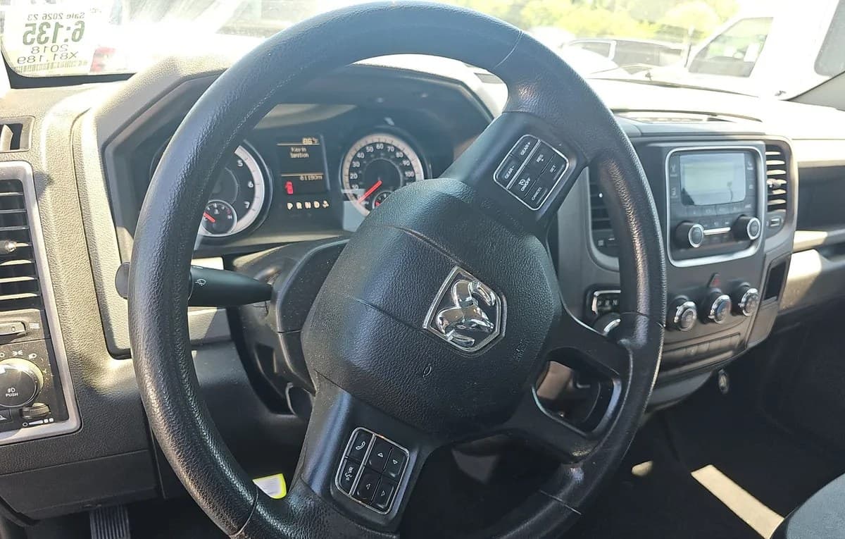 2018 RAM 1500 EXPRESS EXTENDED CAB MEDIUM BED 7