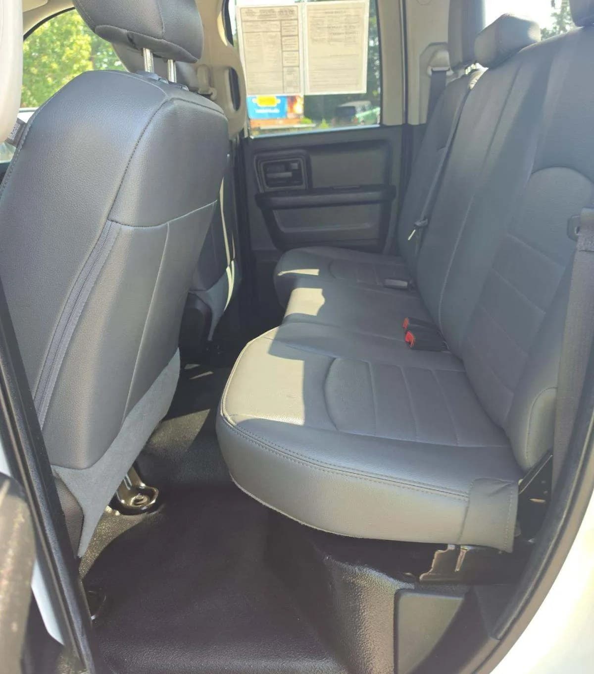 2017 RAM 1500 TRADESMAN EXTENDED CAB MEDIUM BED 7