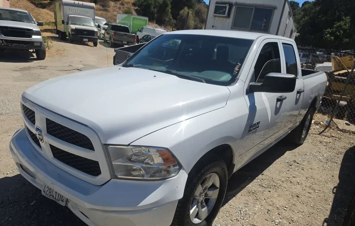 2017 RAM 1500 TRADESMAN EXTENDED CAB MEDIUM BED 2