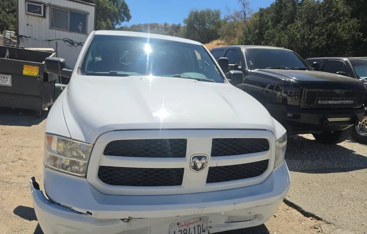 2017 RAM 1500 TRADESMAN EXTENDED CAB MEDIUM BED 3