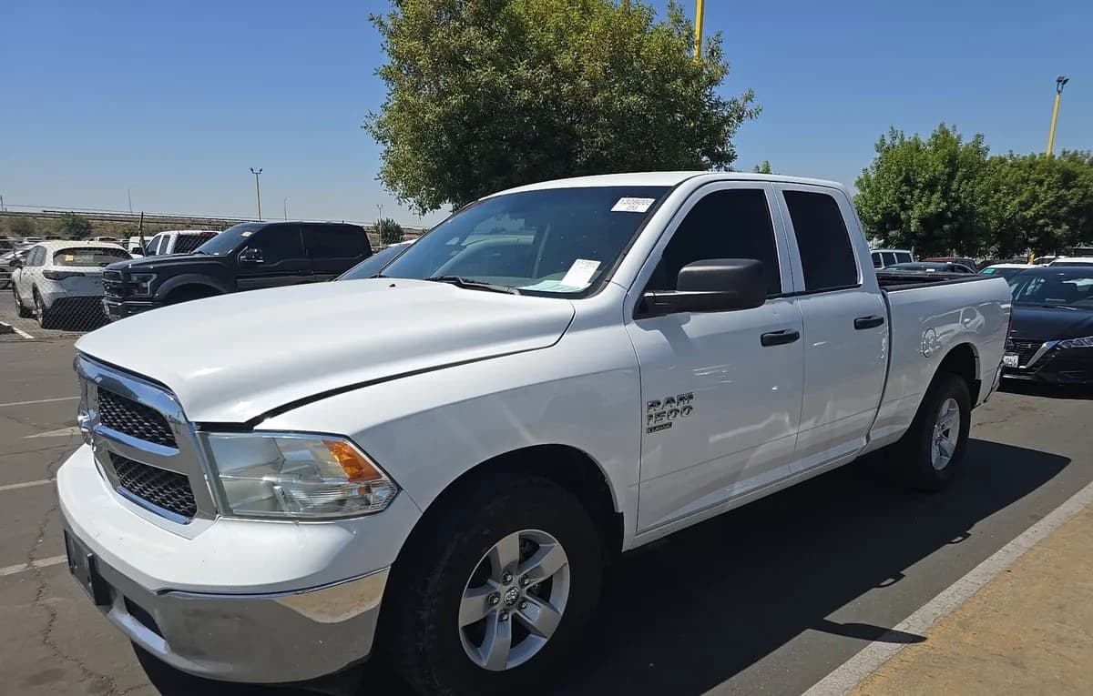 2019 RAM 1500 CLASSIC TRADESMAN EXTENDED CAB MEDIUM BED 2