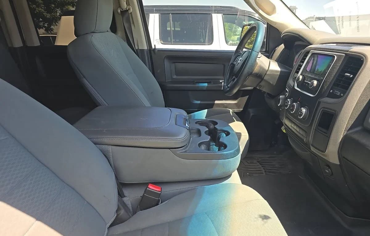 2019 RAM 1500 CLASSIC TRADESMAN EXTENDED CAB MEDIUM BED 5