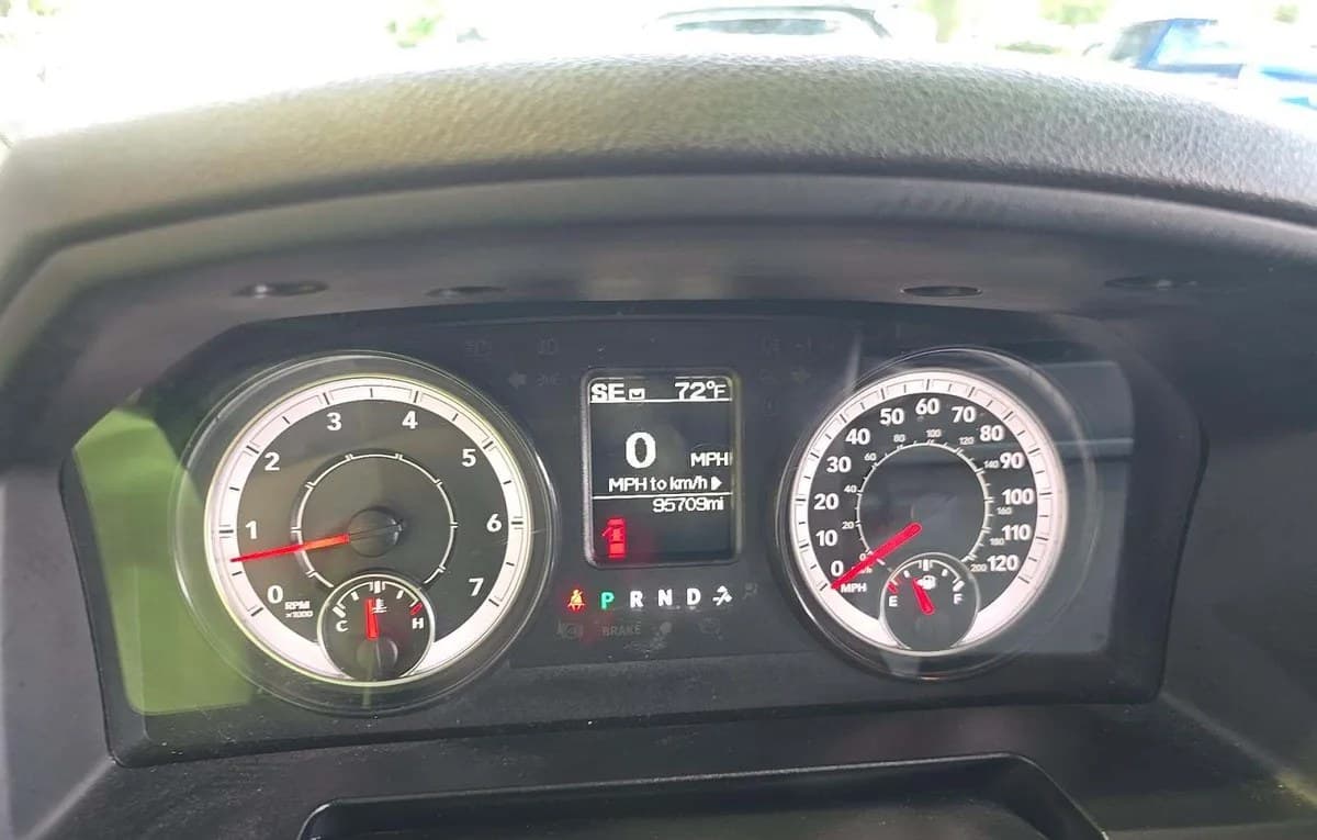2022 RAM 1500 CLASSIC TRADESMAN EXTENDED CAB MEDIUM BED 6
