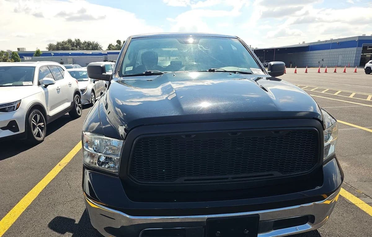 2019 RAM 1500 CLASSIC TRADESMAN EXTENDED CAB MEDIUM BED 3