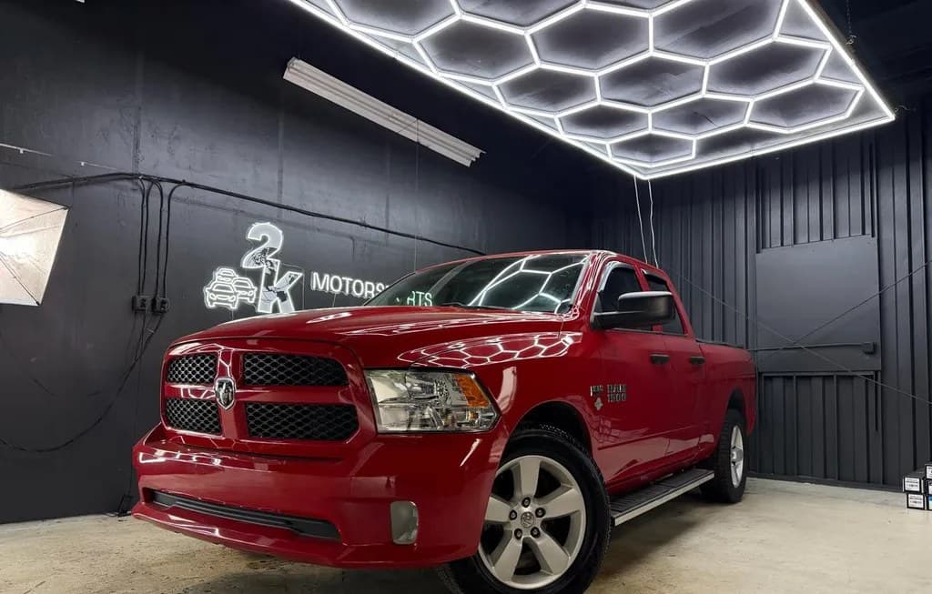 2017 RAM 1500 EXPRESS EXTENDED CAB MEDIUM BED 1