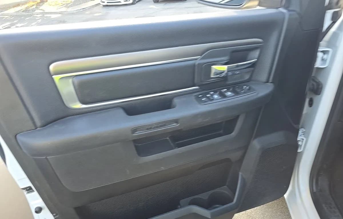 2021 RAM 1500 CLASSIC WARLOCK EXTENDED CAB MEDIUM BED 6