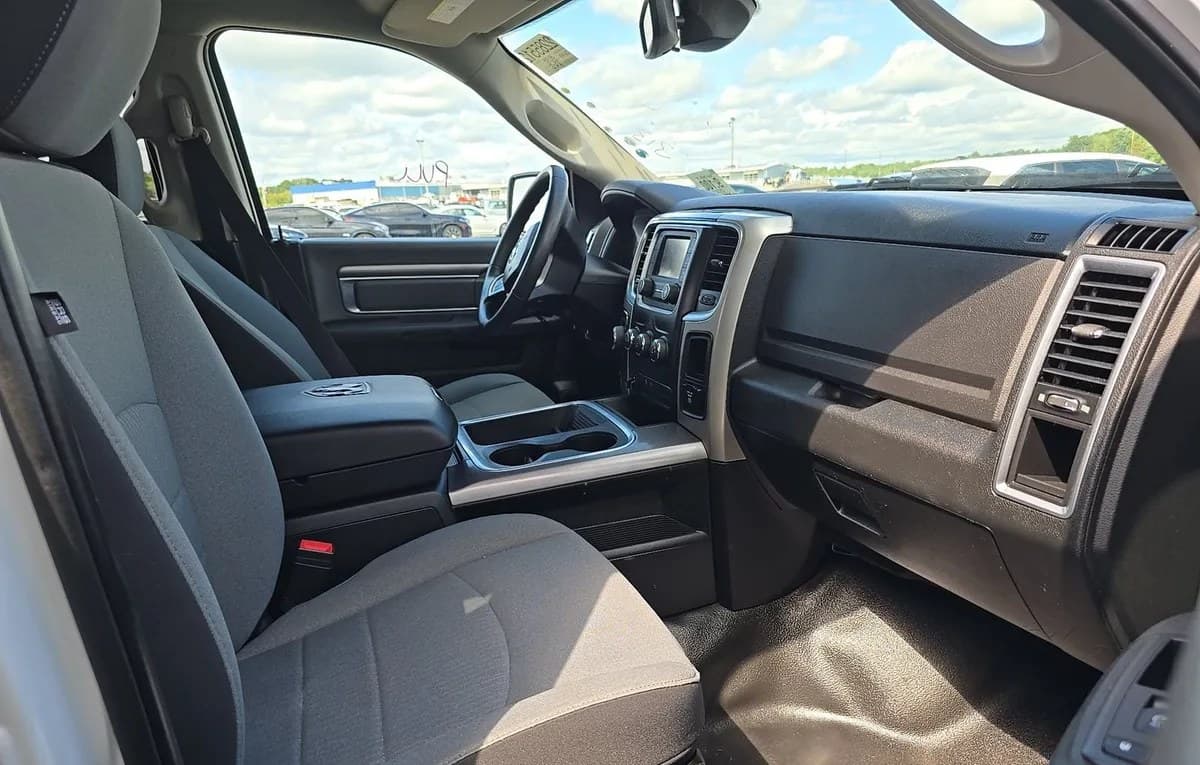 2021 RAM 1500 CLASSIC SLT EXTENDED CAB MEDIUM BED 5