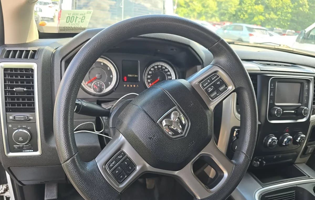 2021 RAM 1500 CLASSIC SLT EXTENDED CAB MEDIUM BED 7