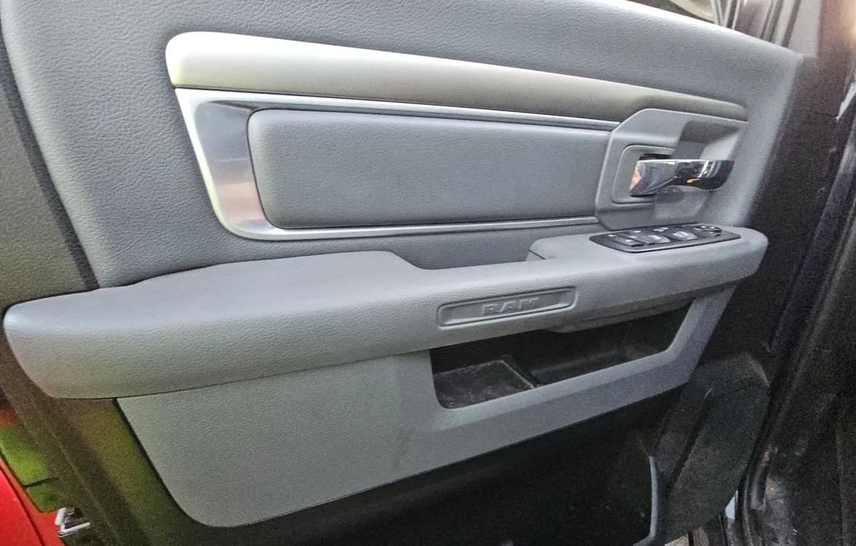 2018 RAM 1500 LONE STAR EXTENDED CAB MEDIUM BED 6