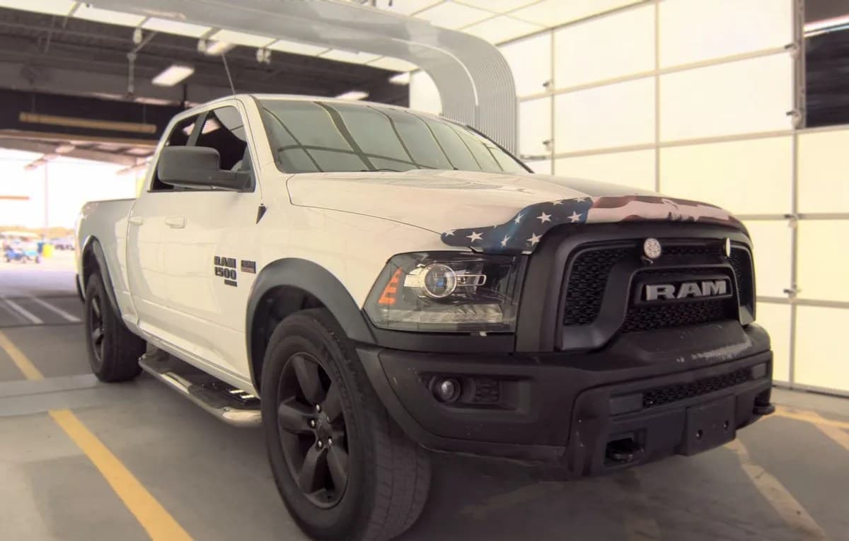 2019 RAM 1500 CLASSIC WARLOCK EXTENDED CAB MEDIUM BED 4