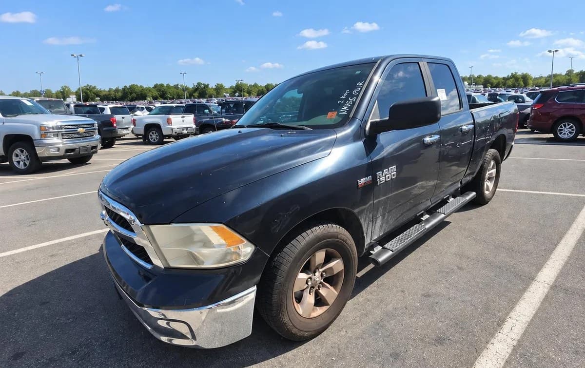 2017 RAM 1500 SLT EXTENDED CAB MEDIUM BED 2