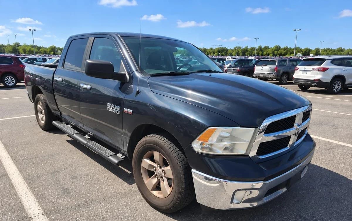 2017 RAM 1500 SLT EXTENDED CAB MEDIUM BED 3