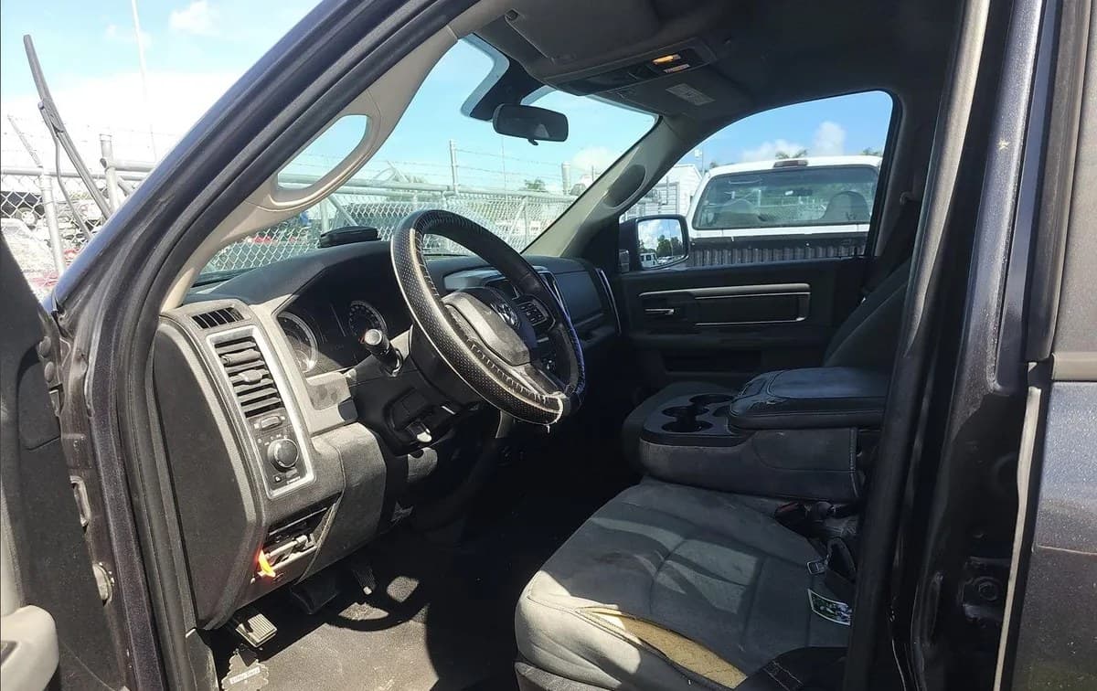 2017 RAM 1500 SLT EXTENDED CAB MEDIUM BED 6