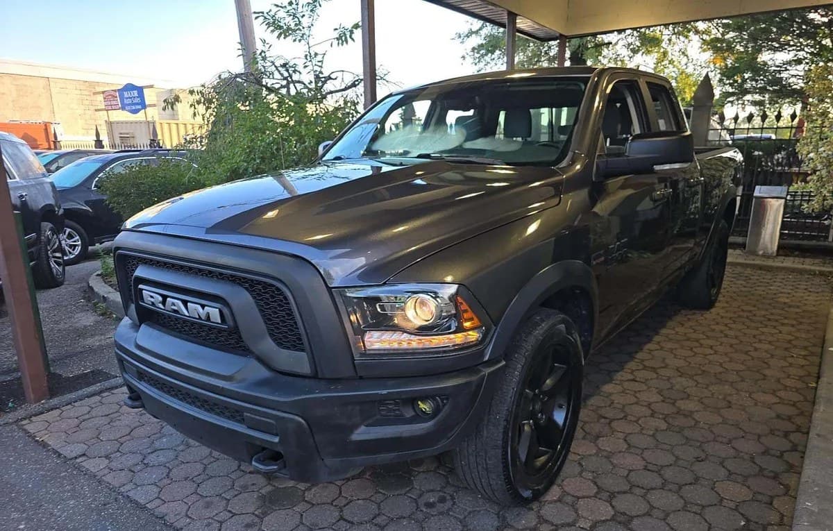 2019 RAM 1500 CLASSIC WARLOCK EXTENDED CAB MEDIUM BED 2
