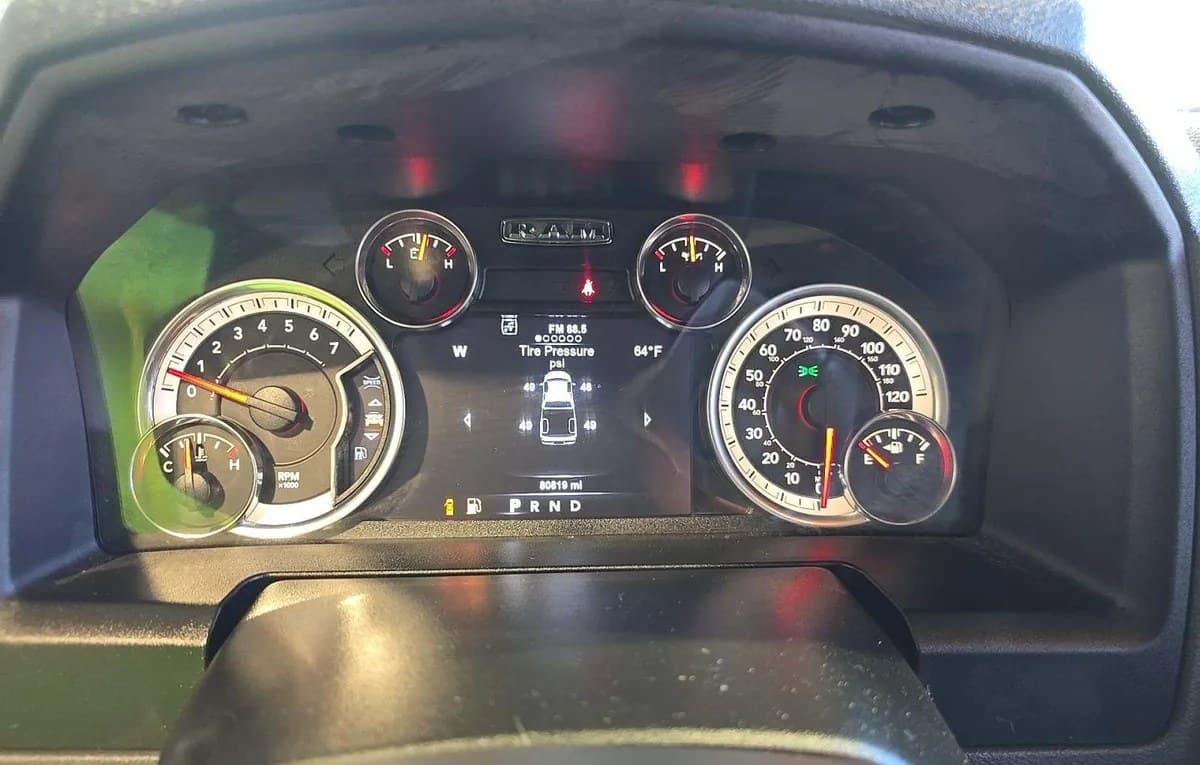 2019 RAM 1500 CLASSIC WARLOCK EXTENDED CAB MEDIUM BED 6