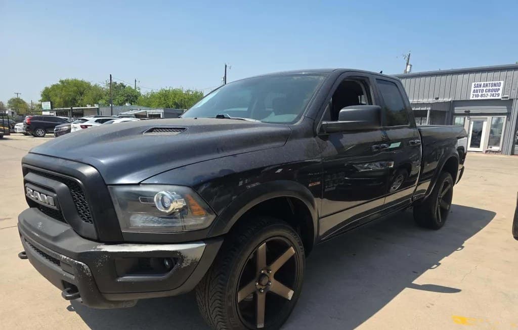 2019 RAM 1500 CLASSIC WARLOCK EXTENDED CAB MEDIUM BED 1