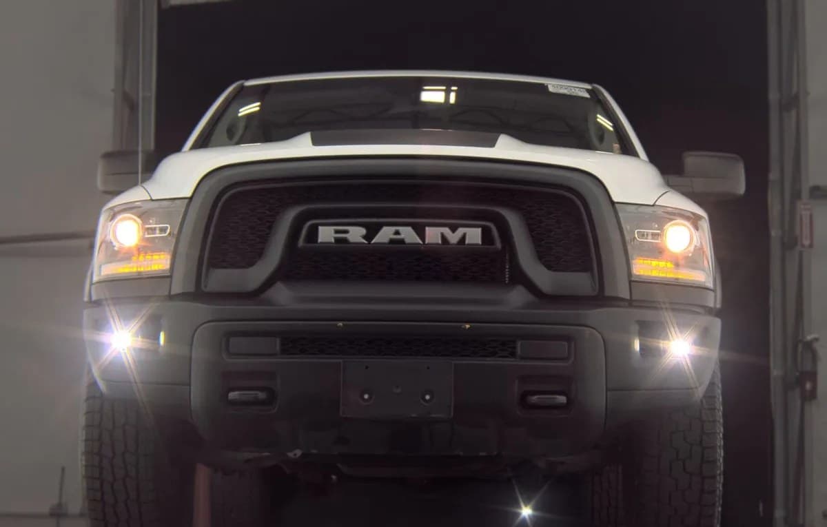 2020 RAM 1500 CLASSIC WARLOCK EXTENDED CAB MEDIUM BED 4