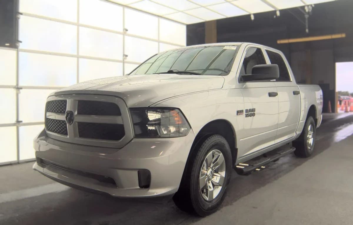 2017 RAM 1500 EXPRESS CREW CAB SHORT BED 2