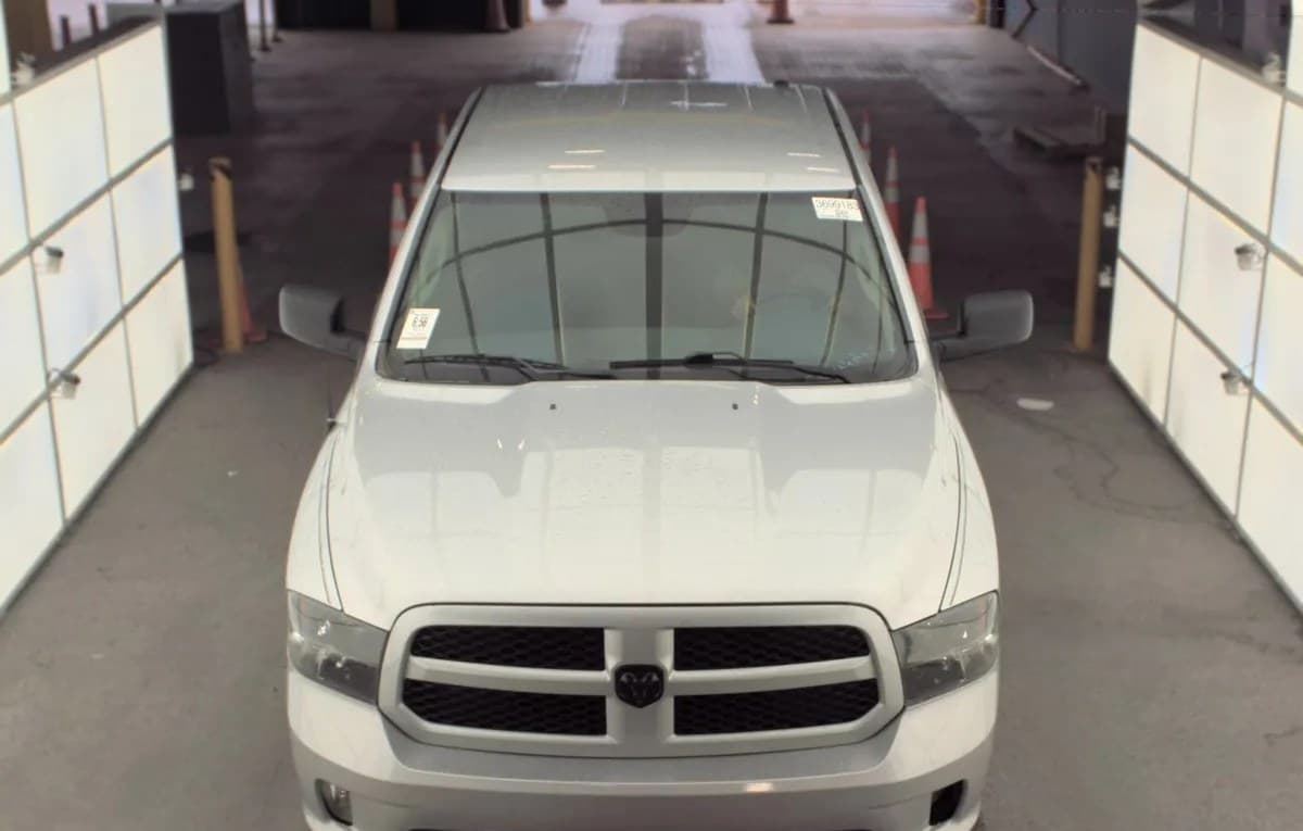 2017 RAM 1500 EXPRESS CREW CAB SHORT BED 3