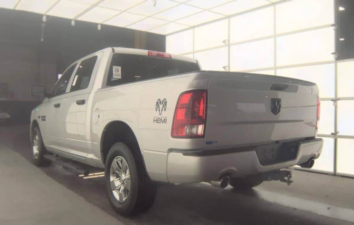 2017 RAM 1500 EXPRESS CREW CAB SHORT BED 5