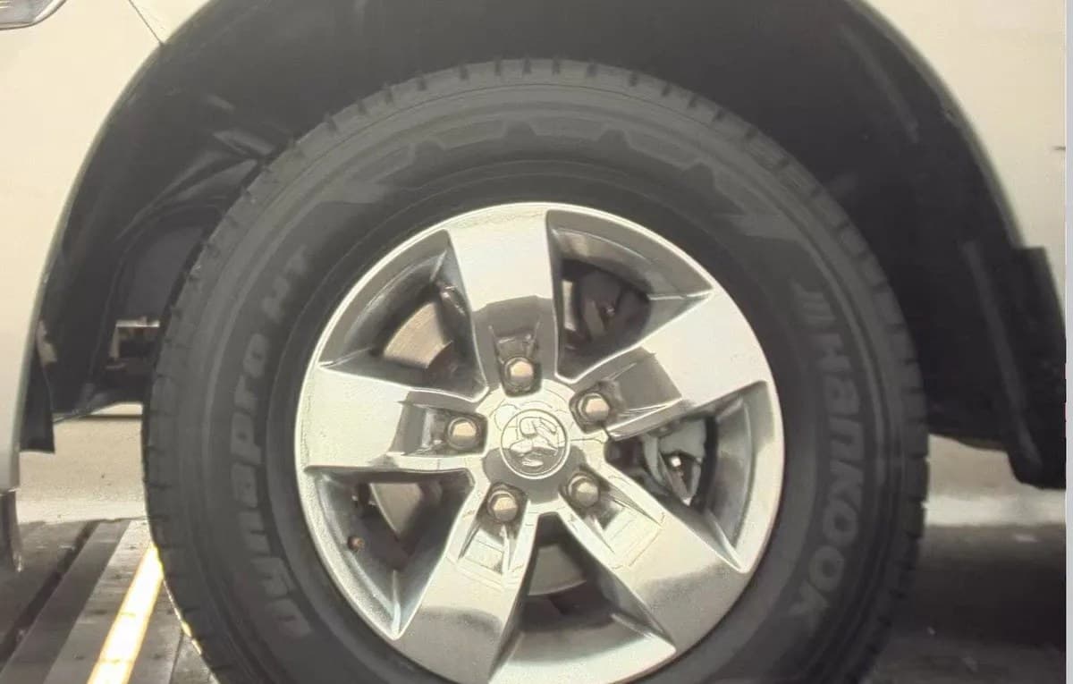 2017 RAM 1500 EXPRESS CREW CAB SHORT BED 6