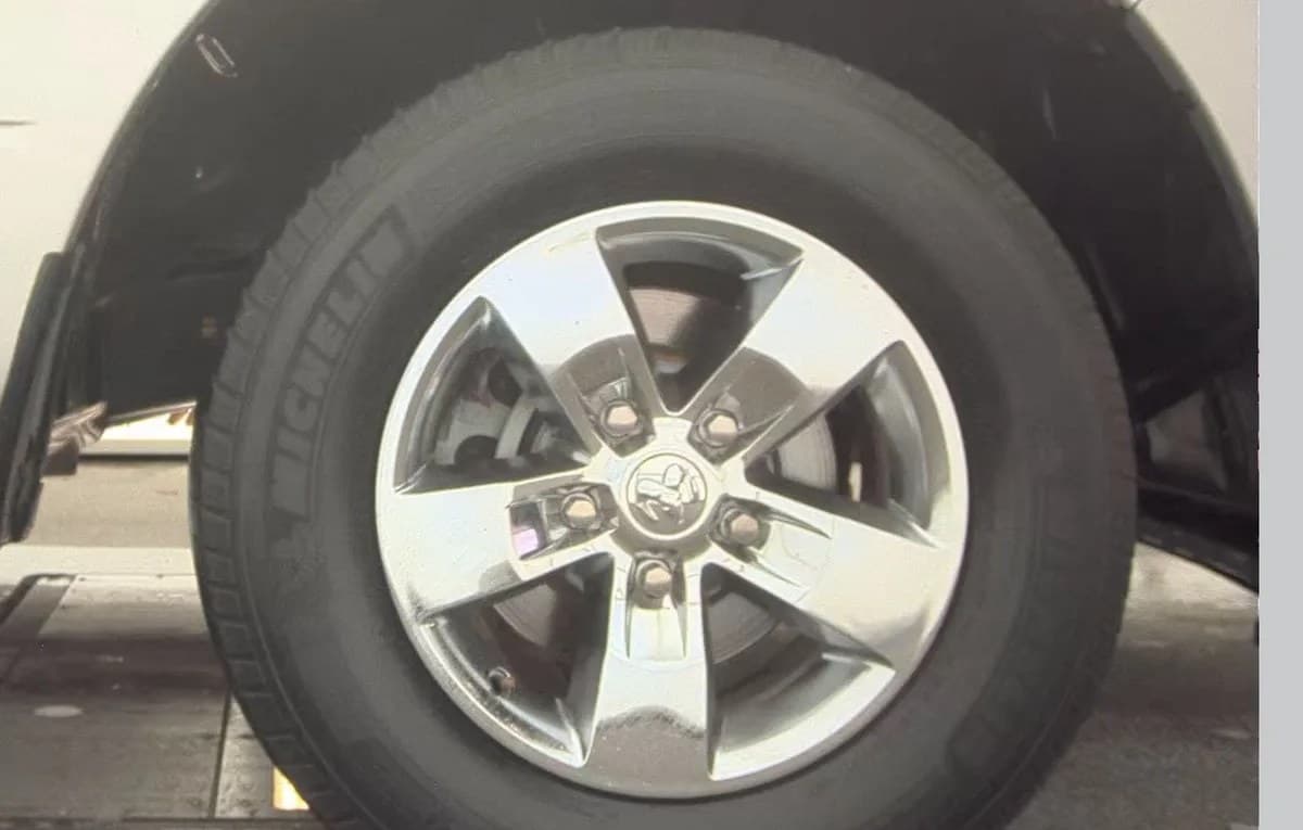 2017 RAM 1500 EXPRESS CREW CAB SHORT BED 7